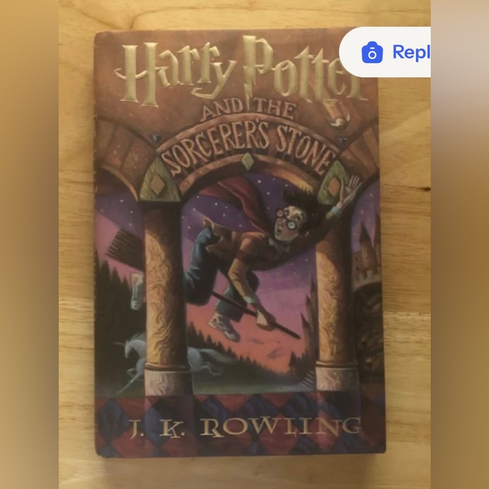 Harry Potter and Sorcerer’s Stone First American Edition Early Printing 90s